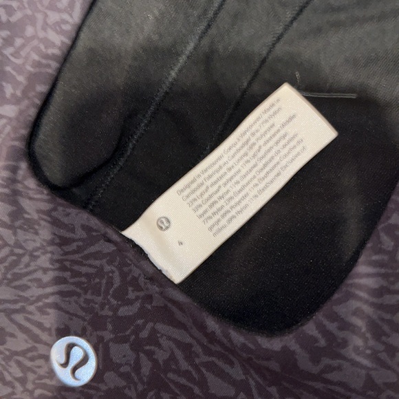 Lululemon Everlux Cut-Out Train Bra *Medium Support B/C Cups Crunch Black size 4 - Picture 6 of 7